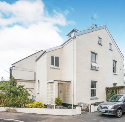 Radnor Place, Exeter
