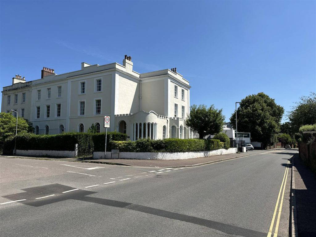 Regents Park, Exeter