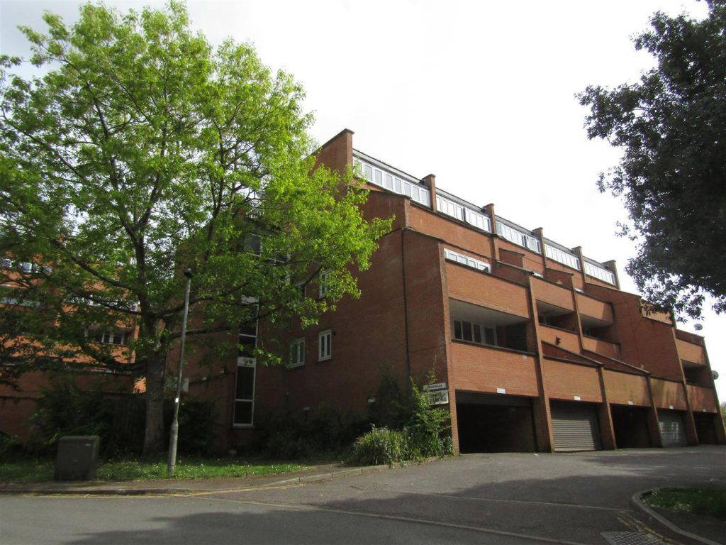 Copplestone Drive, Exeter